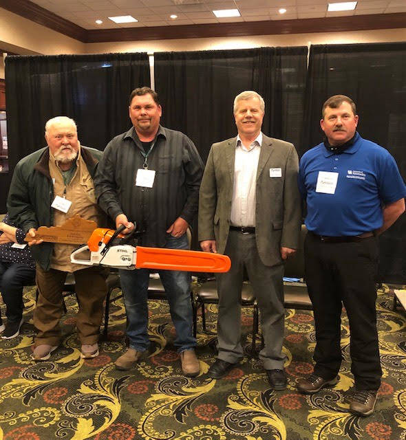 126894061_web1_loggers
Sonny Bex, Saul Bex, Bob Bauer, executive Director of Kentucky Forest Industries Association, and John Reinstetle with University of Kentucky Robinson Forest.