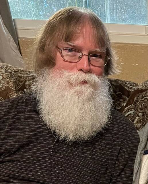 128135464_web1_Sam-Dowell-photo--2-
MR. DOWELL