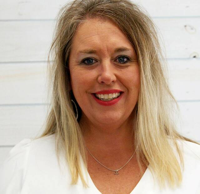 128976441_web1_greenwellmelissa
Greenwell