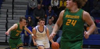 
			
				                                Mason County’s Braylon Hamilton dribbles down the floor against Rowan County on Tuesday night at The Fieldhouse. (Evan Dennison, The Ledger Independent)
 
			
		