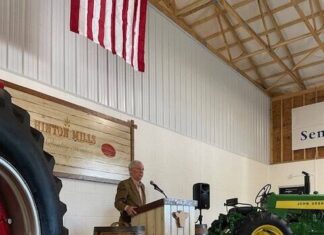 
			
				                                U.S. Senator Mitch McConnell speaks at the 2024 Agriculture Parade luncheon.
                                 Photos courtesy of Robert Steurer

			
		