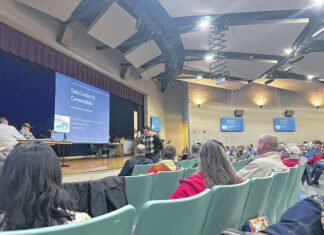 
			
				                                Maysville-Mason County Joint Planning Commission holds the first of two night of public hearings. Individuals sit in the audience to hear multiple speakers talking about data centers and the proposed project in Mason County.
                                 Lauren Tatman/The Ledger Independent

			
		